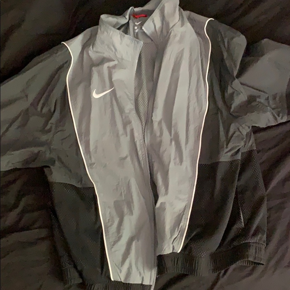 Men’s Nike Windbreaker